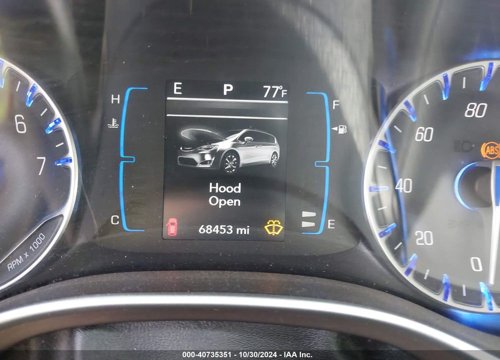 2017 CHRYSLER PACIFICA TOURING L VIN: 2C4RC1BG5HR741423