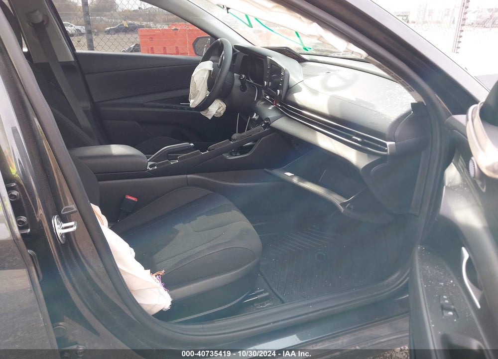 2022 HYUNDAI ELANTRA SEL VIN: 5NPLM4AG1NH083694