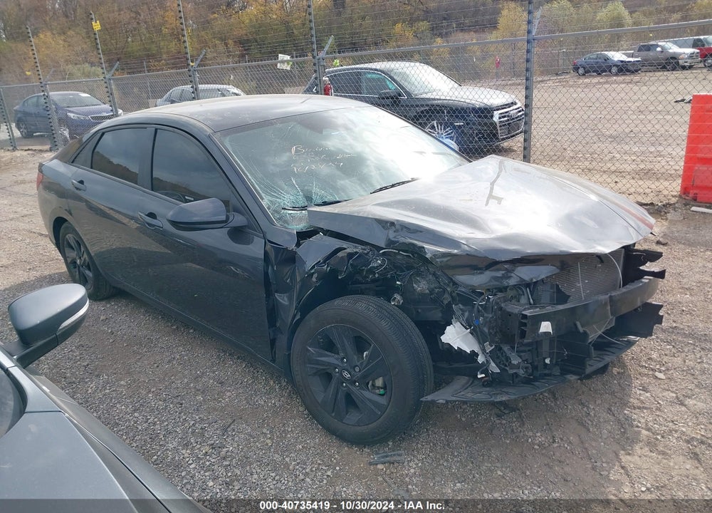 2022 HYUNDAI ELANTRA SEL VIN: 5NPLM4AG1NH083694