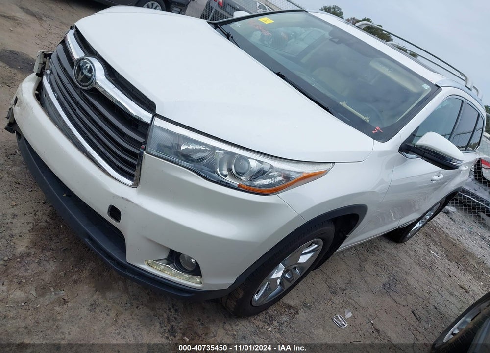 2015 TOYOTA HIGHLANDER LIMITED PLATINUM V6 VIN: 5TDDKRFH1FS203711
