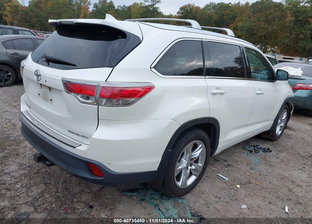 2015 TOYOTA HIGHLANDER LIMITED PLATINUM V6 VIN: 5TDDKRFH1FS203711
