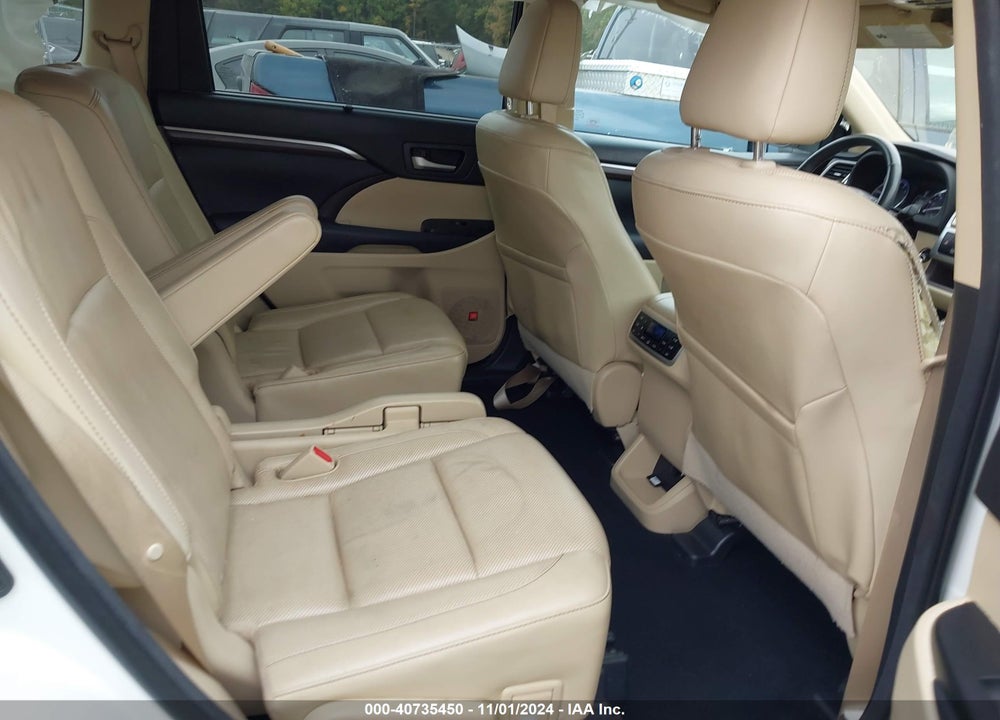 2015 TOYOTA HIGHLANDER LIMITED PLATINUM V6 VIN: 5TDDKRFH1FS203711