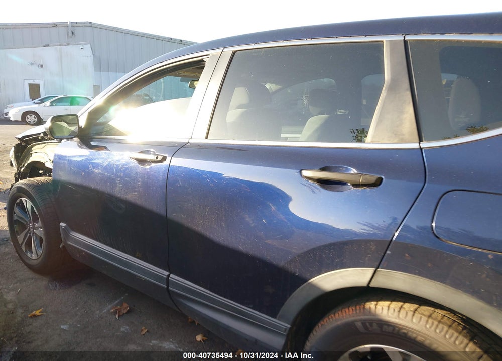2018 HONDA CR-V LX VIN: 2HKRW5H32JH424141