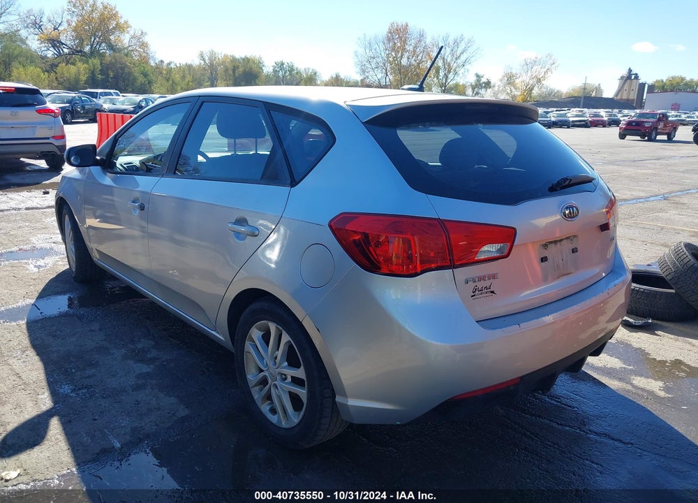 2011 KIA FORTE EX VIN: KNAFU5A24B5364226