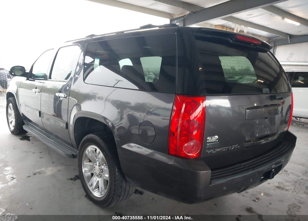 2011 GMC YUKON XL 1500 SLT VIN: 1GKS1KE02BR134098
