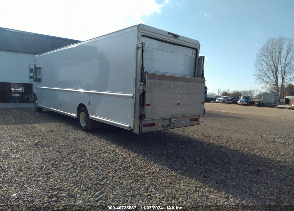 2012 FREIGHTLINER CHASSIS M LINE WALK-IN VAN VIN: 4UZAC3DV4CCBT7205