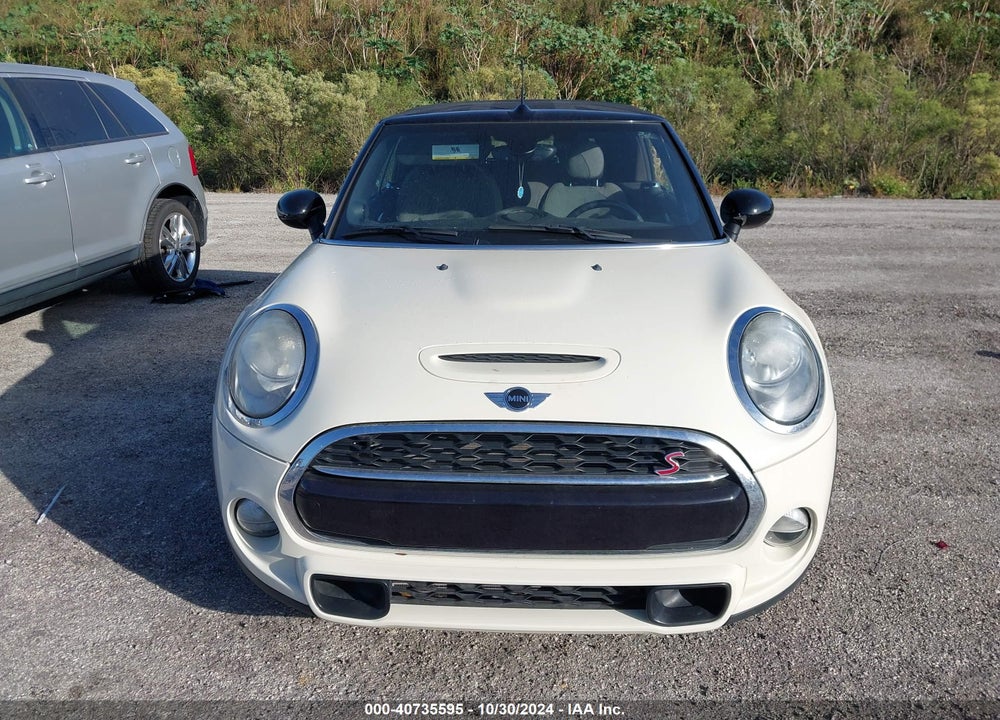 2017 MINI CONVERTIBLE COOPER S VIN: WMWWG9C34H3C81830