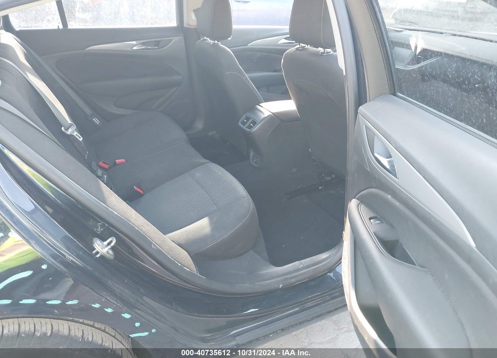 2018 BUICK REGAL SPORTBACK PREFERRED VIN: W04GL6SX9J1124857
