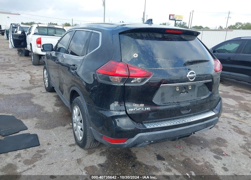 2017 NISSAN ROGUE S VIN: 5N1AT2MT0HC886306