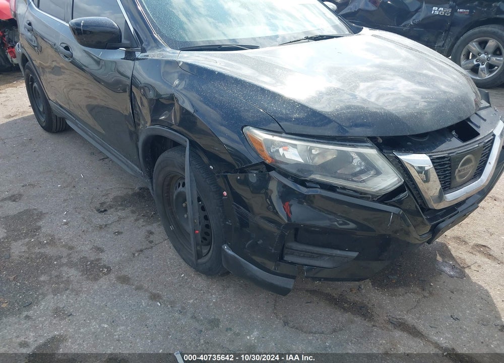 2017 NISSAN ROGUE S VIN: 5N1AT2MT0HC886306