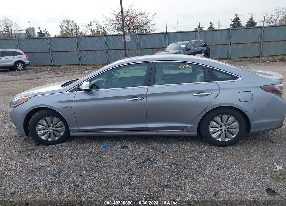 2016 HYUNDAI SONATA HYBRID SE VIN: KMHE24L14GA024734