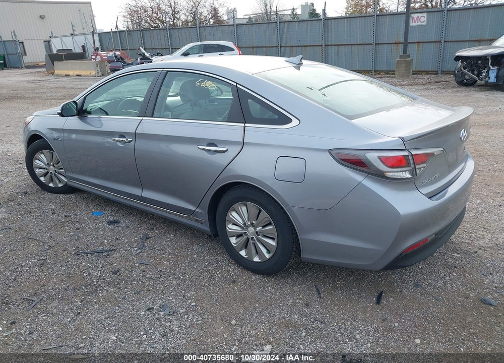 2016 HYUNDAI SONATA HYBRID SE VIN: KMHE24L14GA024734