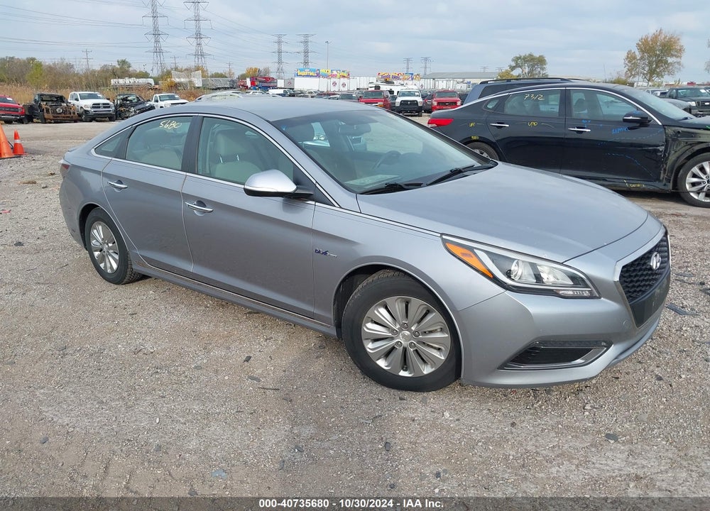 2016 HYUNDAI SONATA HYBRID SE VIN: KMHE24L14GA024734