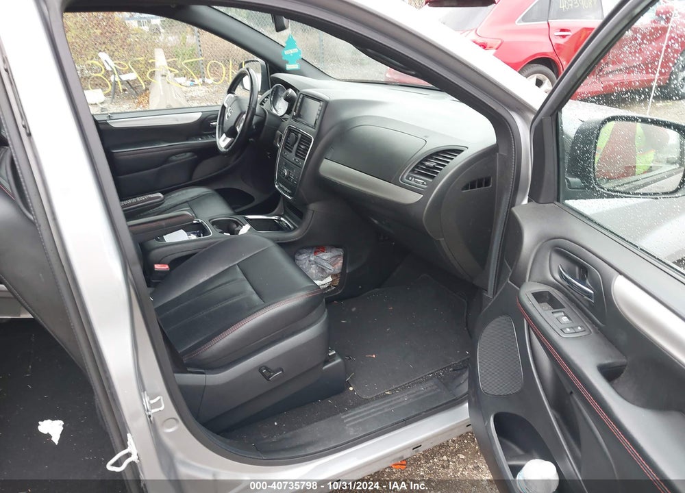 2018 DODGE GRAND CARAVAN GT VIN: 2C4RDGEG1JR324088
