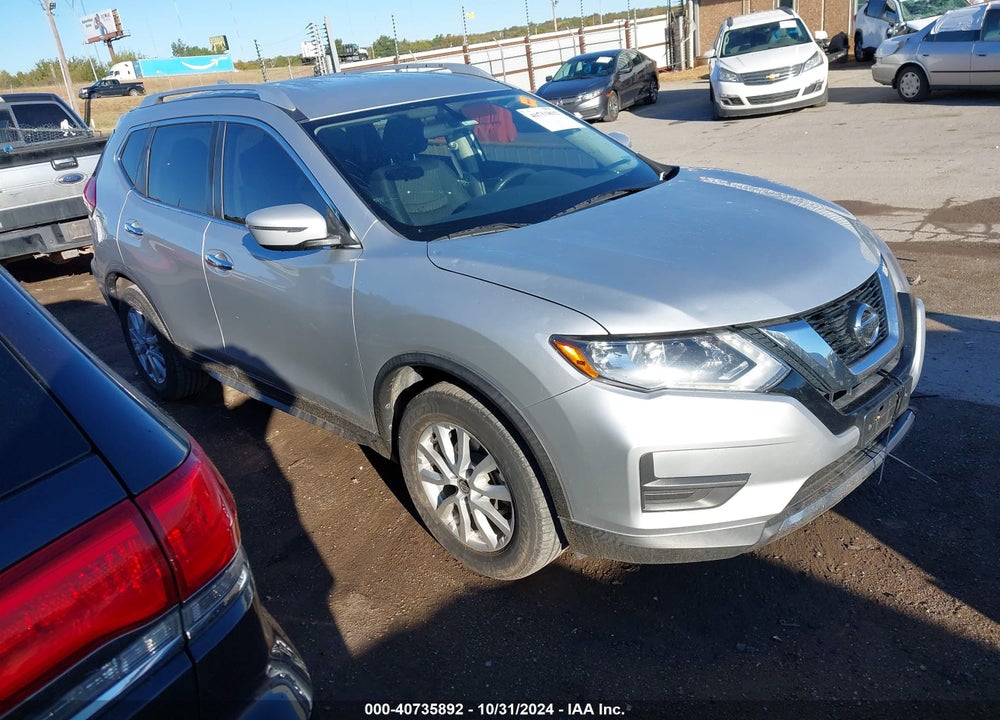2017 NISSAN ROGUE SV VIN: KNMAT2MV8HP552541