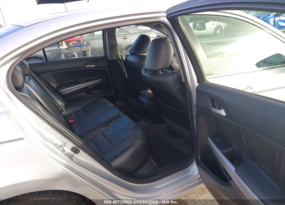 2010 HONDA ACCORD 3.5 EX-L VIN: 1HGCP3F83AA007335