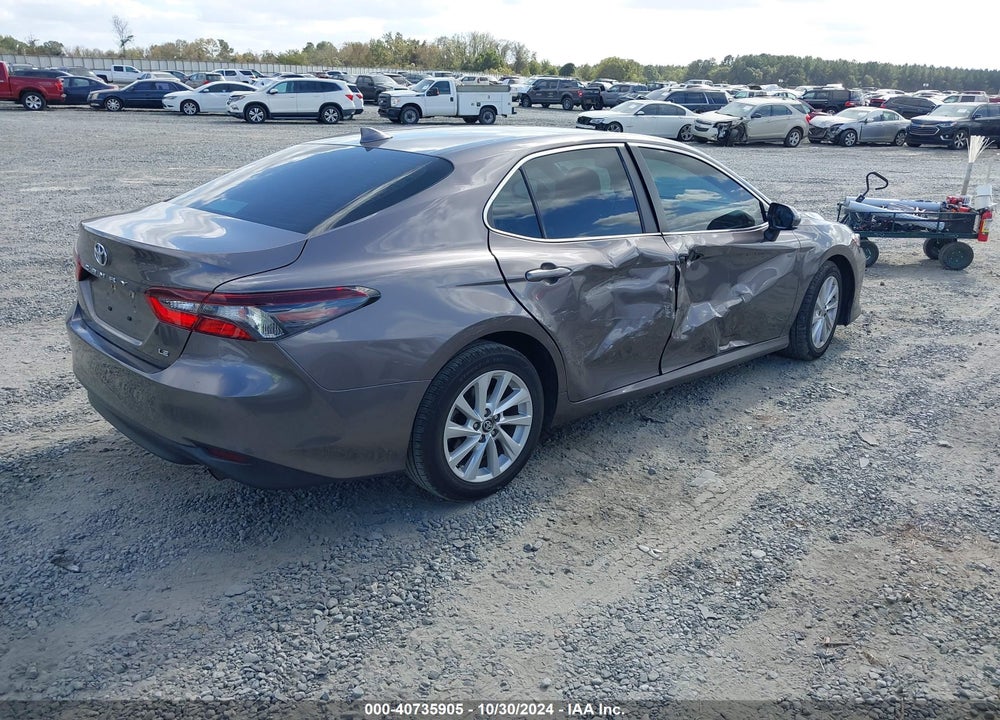 2022 TOYOTA CAMRY LE VIN: 4T1C11AK4NU660618