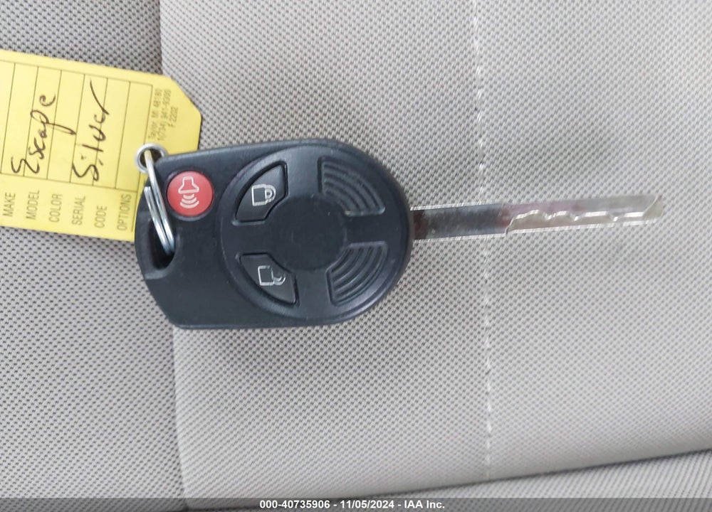 2015 FORD ESCAPE SE VIN: 1FMCU0G98FUB32569