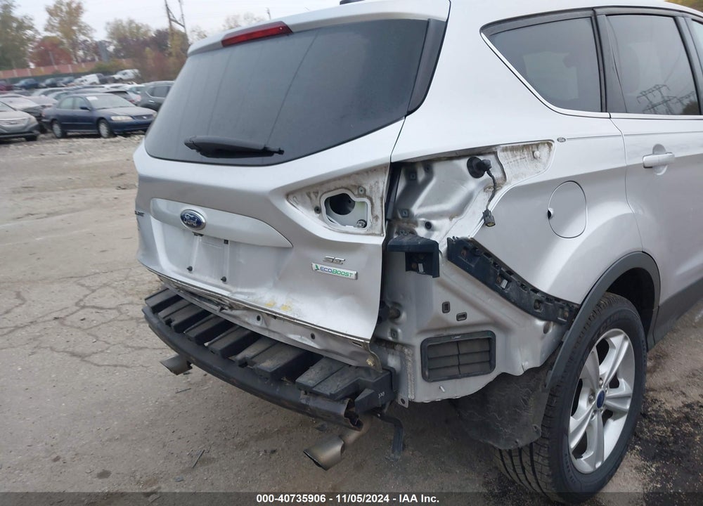 2015 FORD ESCAPE SE VIN: 1FMCU0G98FUB32569