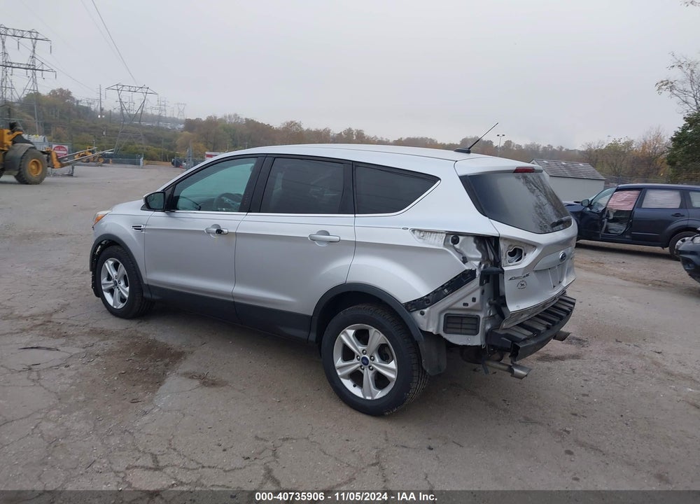 2015 FORD ESCAPE SE VIN: 1FMCU0G98FUB32569