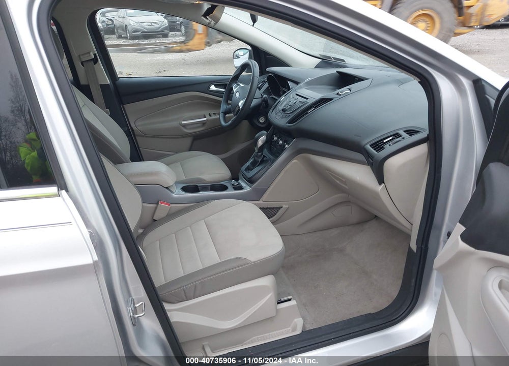 2015 FORD ESCAPE SE VIN: 1FMCU0G98FUB32569
