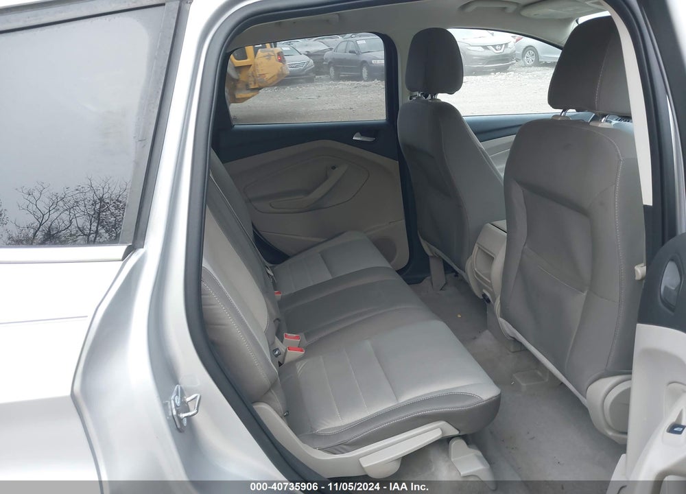 2015 FORD ESCAPE SE VIN: 1FMCU0G98FUB32569