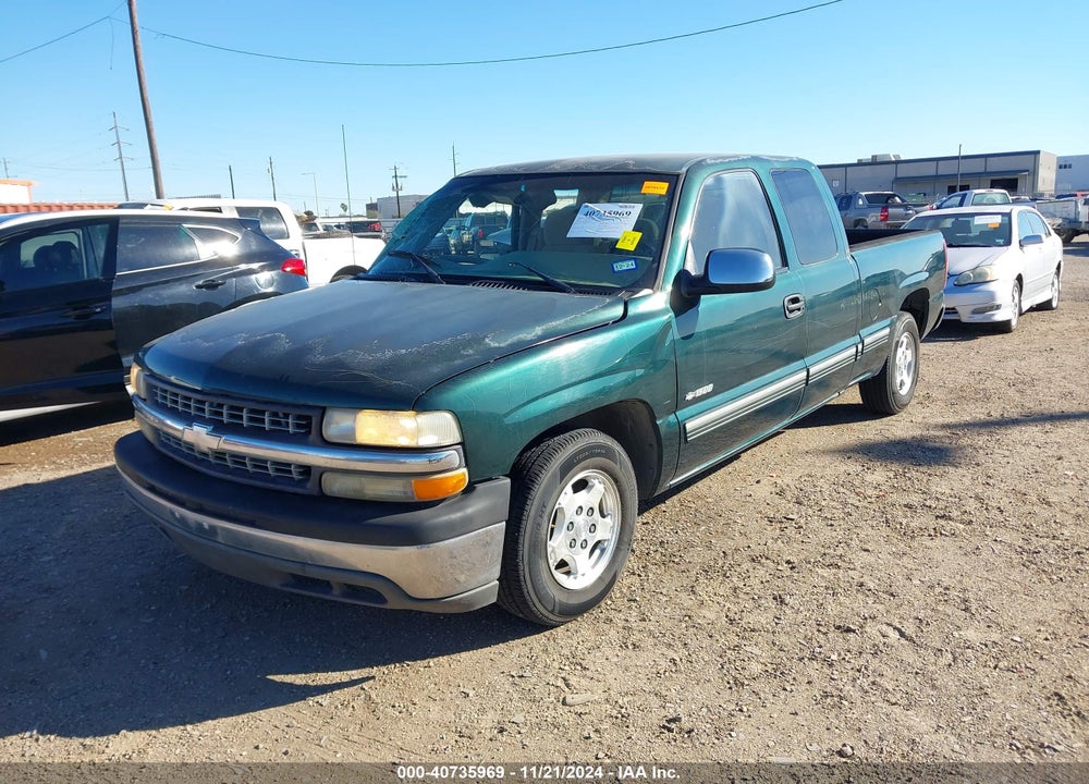 2002 CHEVROLET SILVERADO 1500 LS VIN: 2GCEC19T621189275