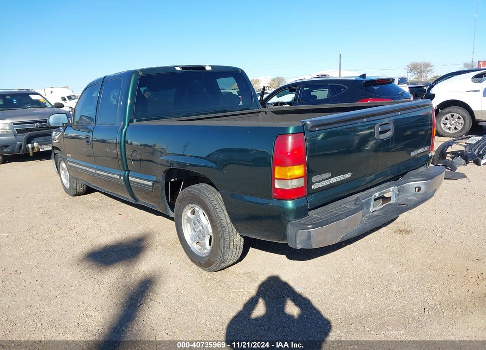 2002 CHEVROLET SILVERADO 1500 LS VIN: 2GCEC19T621189275