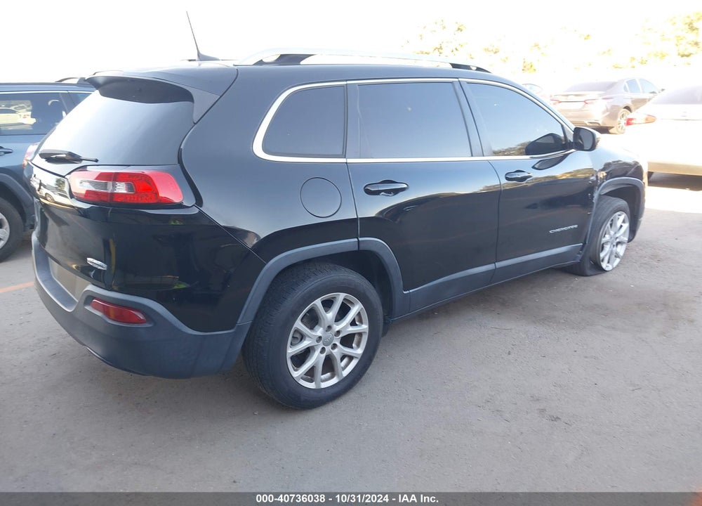 2018 JEEP CHEROKEE LATITUDE PLUS FWD VIN: 1C4PJLLB7JD568833