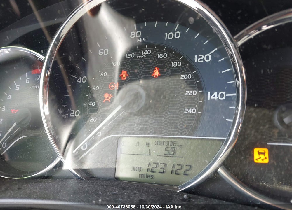 2014 TOYOTA COROLLA L VIN: 2T1BURHE1EC139892