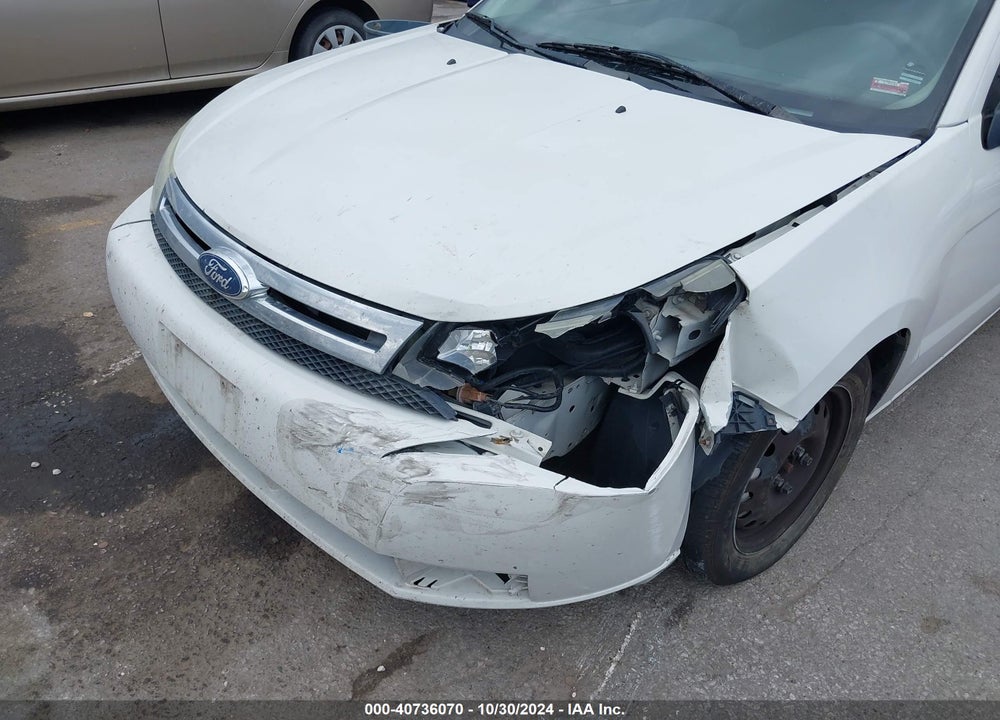 2011 FORD FOCUS VIN: 1FAHP3EN8BW179902