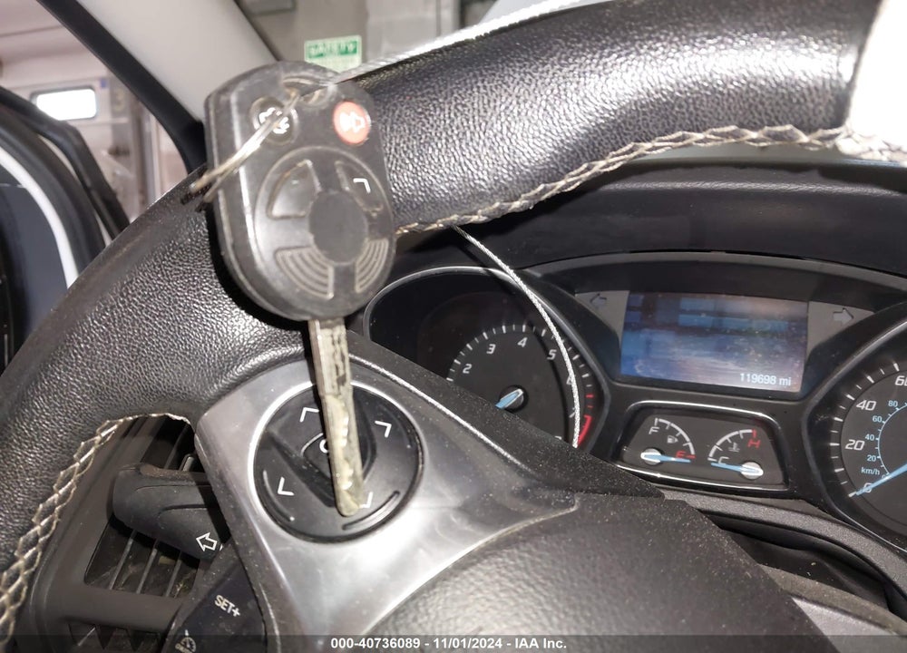 2014 FORD FOCUS SE VIN: 1FADP3K25EL404257