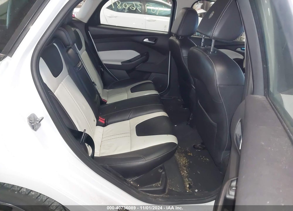 2014 FORD FOCUS SE VIN: 1FADP3K25EL404257