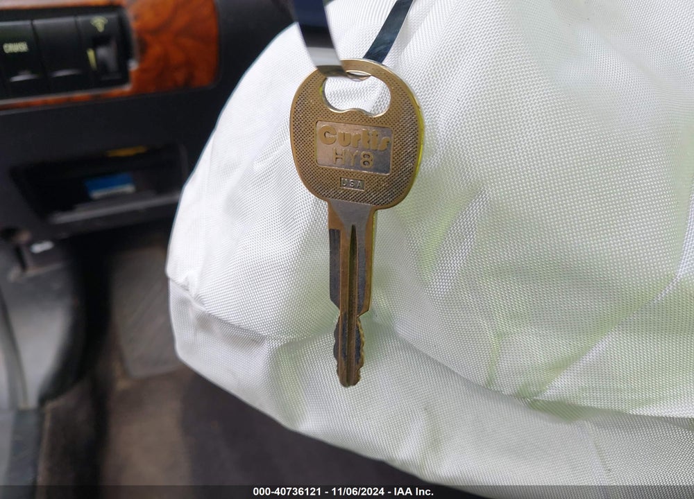 2004 HYUNDAI SONATA BASE (A4) VIN: KMHWF25S64A932617