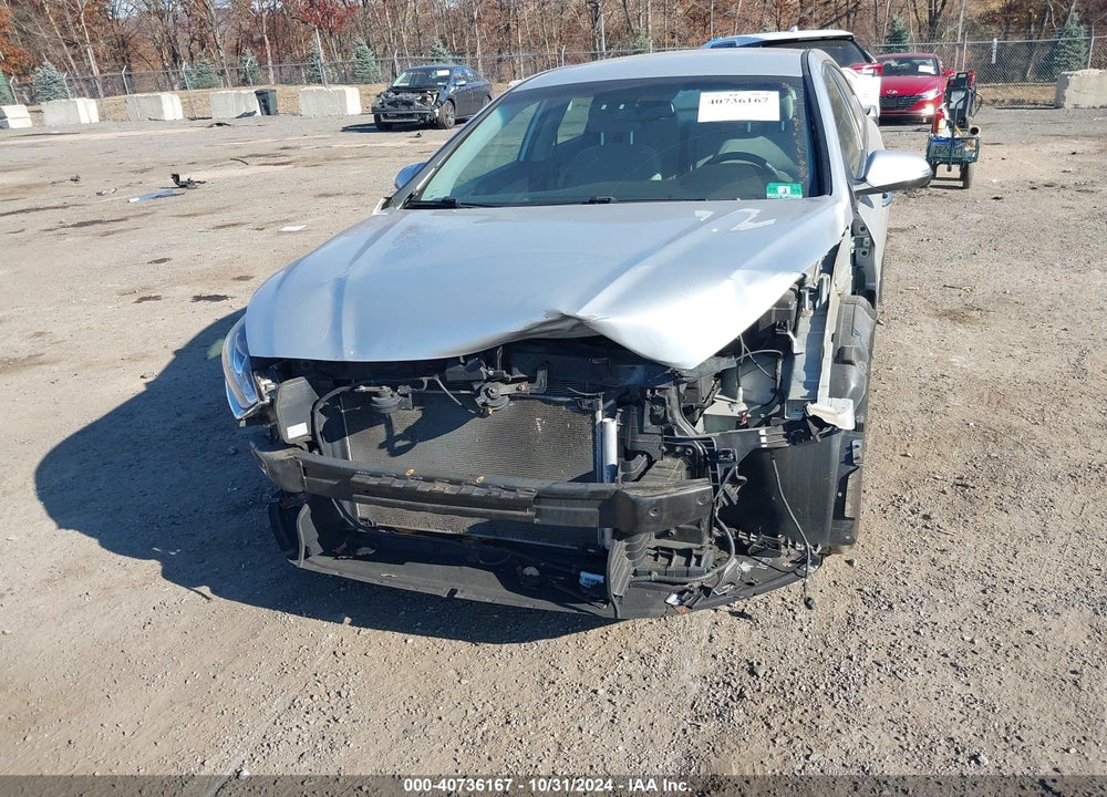 2018 HYUNDAI SONATA SEL VIN: 5NPE34AF3JH609840