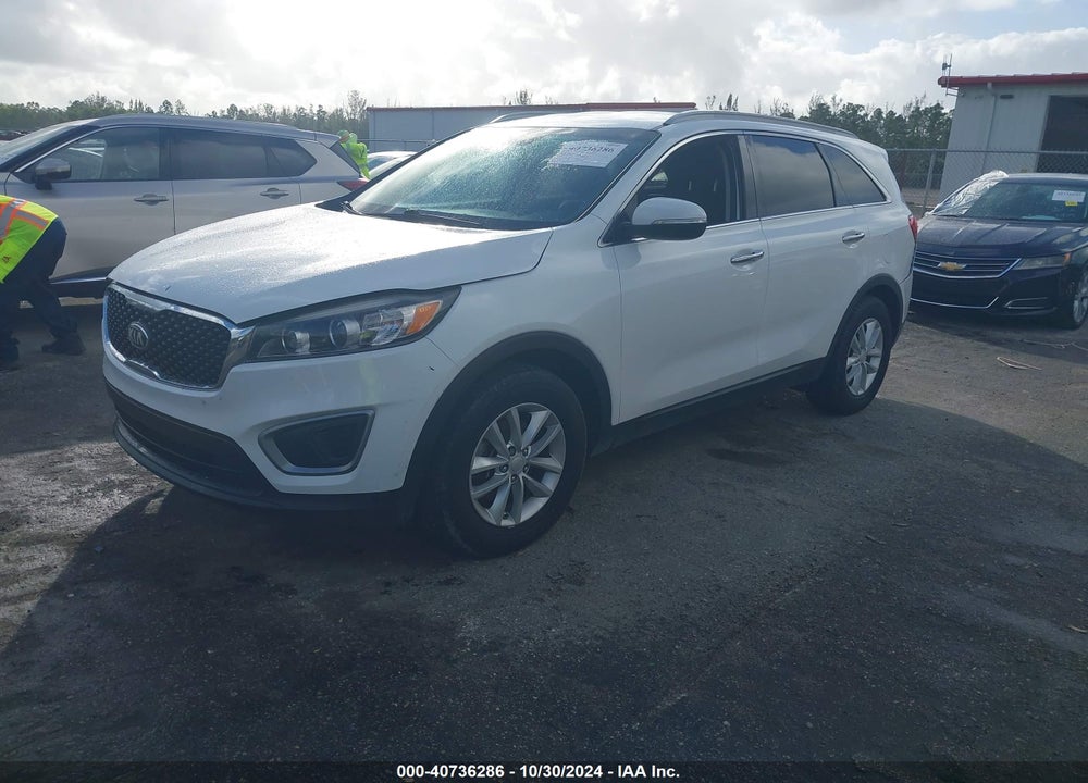 2016 KIA SORENTO 2.4L LX VIN: 5XYPG4A37GG053387