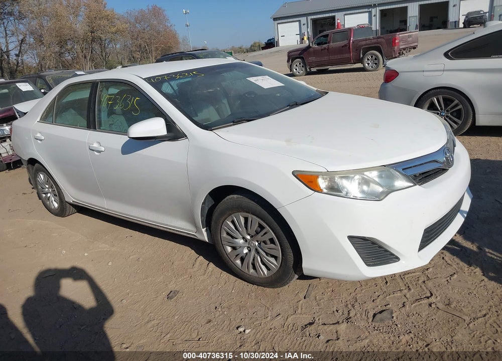 2013 TOYOTA CAMRY LE VIN: 4T4BF1FK3DR328745