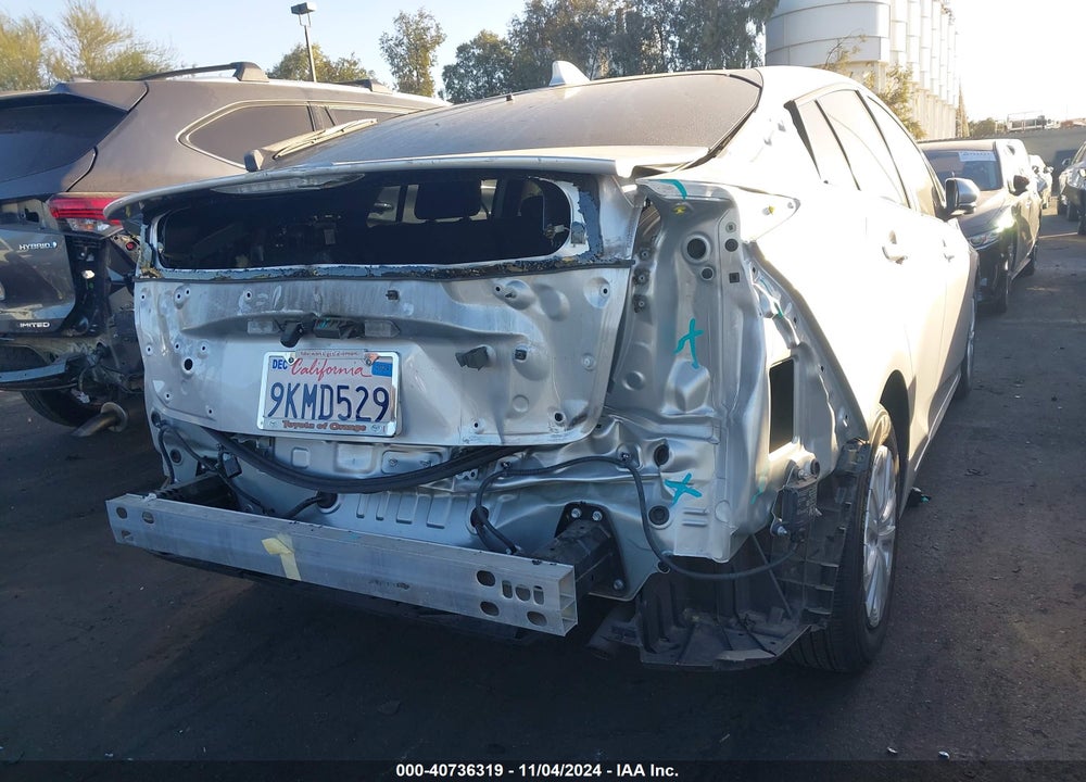 2021 TOYOTA PRIUS LE VIN: JTDKAMFU6M3131672