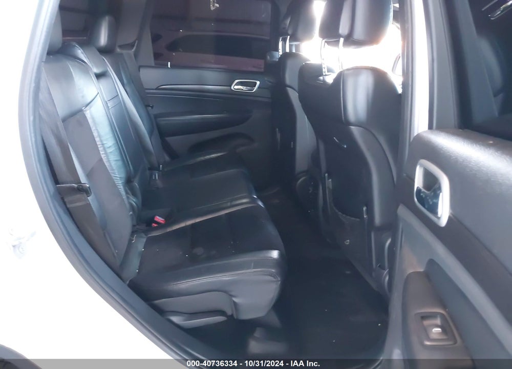 2015 JEEP GRAND CHEROKEE ALTITUDE VIN: 1C4RJFAG8FC103158