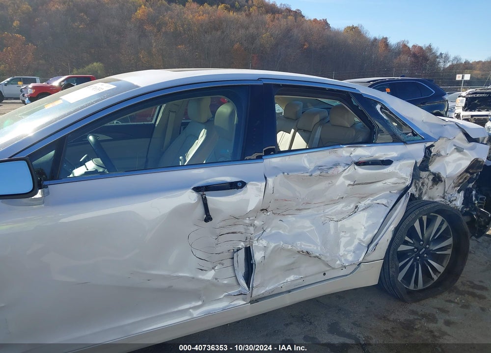 2017 LINCOLN MKZ RESERVE VIN: 3LN6L5F96HR663603