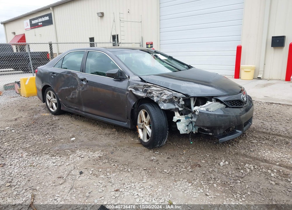 2014 TOYOTA CAMRY SE VIN: 4T1BF1FK7EU351280