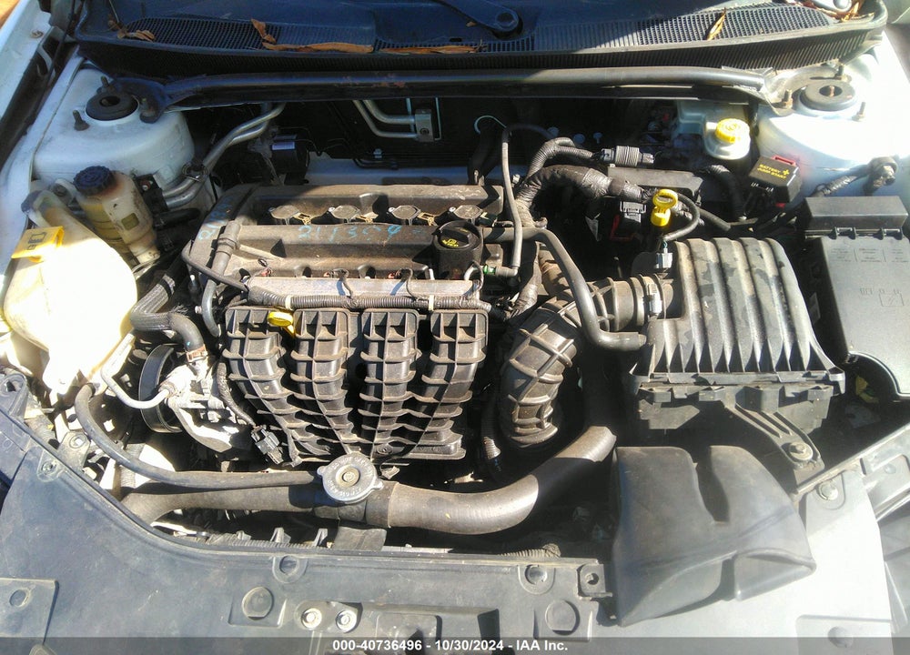 2011 CHRYSLER 200 LX VIN: 1C3BC4FB9BN585610