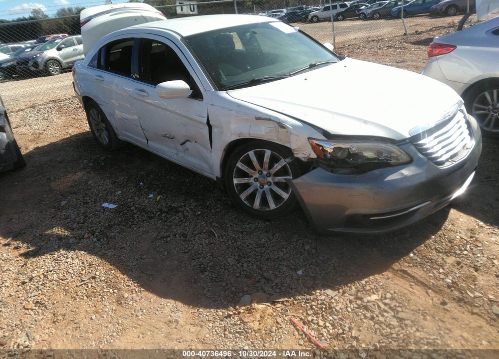 2011 CHRYSLER 200 LX VIN: 1C3BC4FB9BN585610
