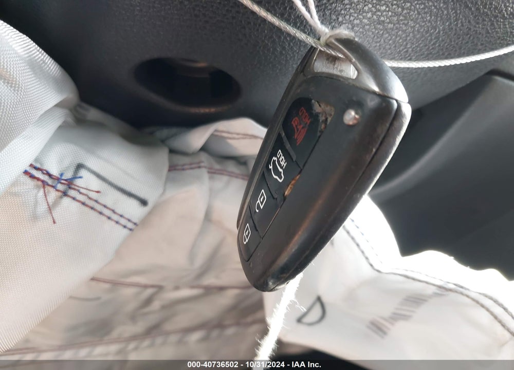 2015 HYUNDAI GENESIS 3.8 VIN: KMHGN4JE9FU024876