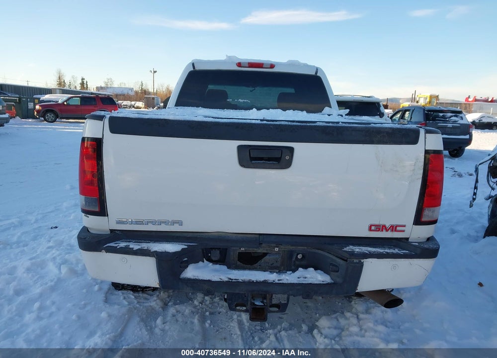 2011 GMC SIERRA 2500HD DENALI VIN: 1GT125CG9BF261387