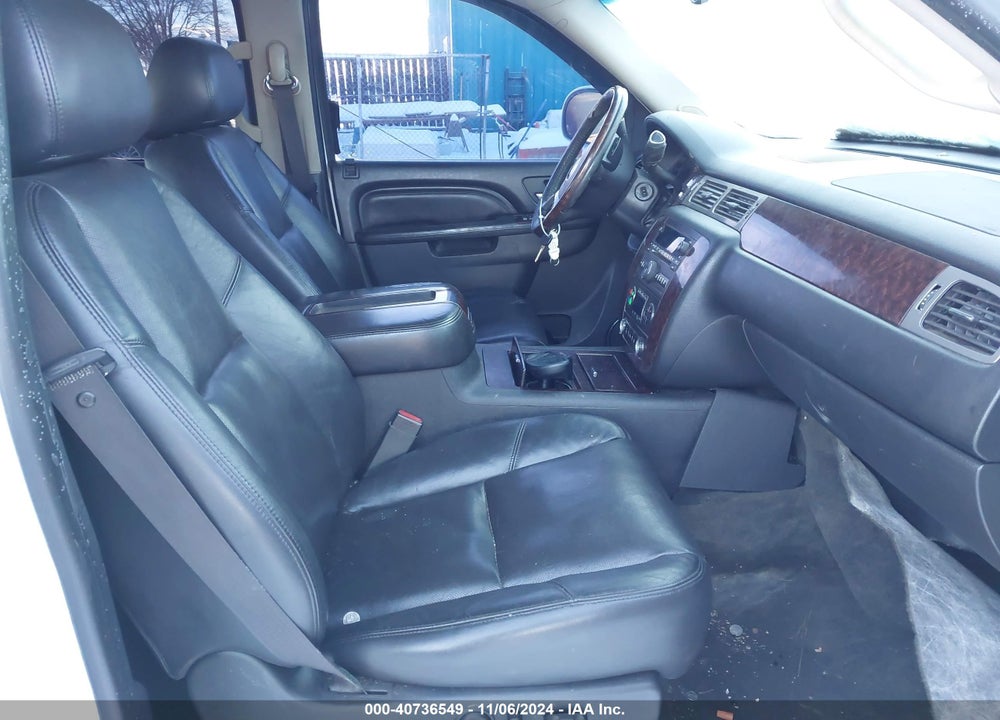 2011 GMC SIERRA 2500HD DENALI VIN: 1GT125CG9BF261387