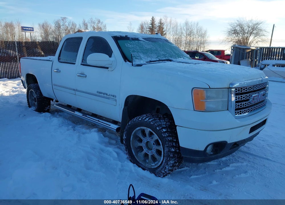 2011 GMC SIERRA 2500HD DENALI VIN: 1GT125CG9BF261387