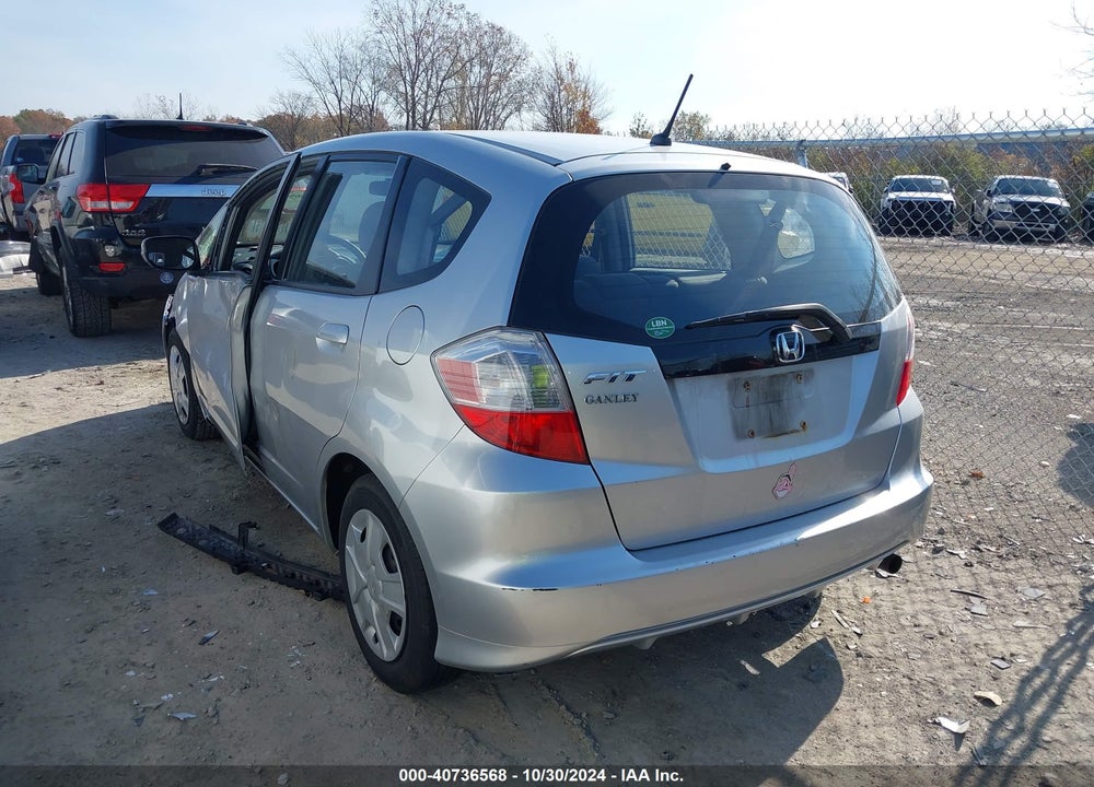 2012 HONDA FIT VIN: JHMGE8H34CC028799