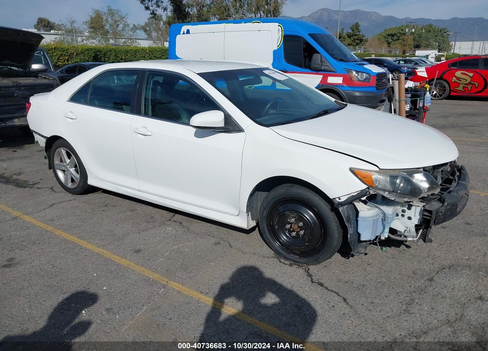 2014 TOYOTA CAMRY SE VIN: 4T1BF1FK6EU817295