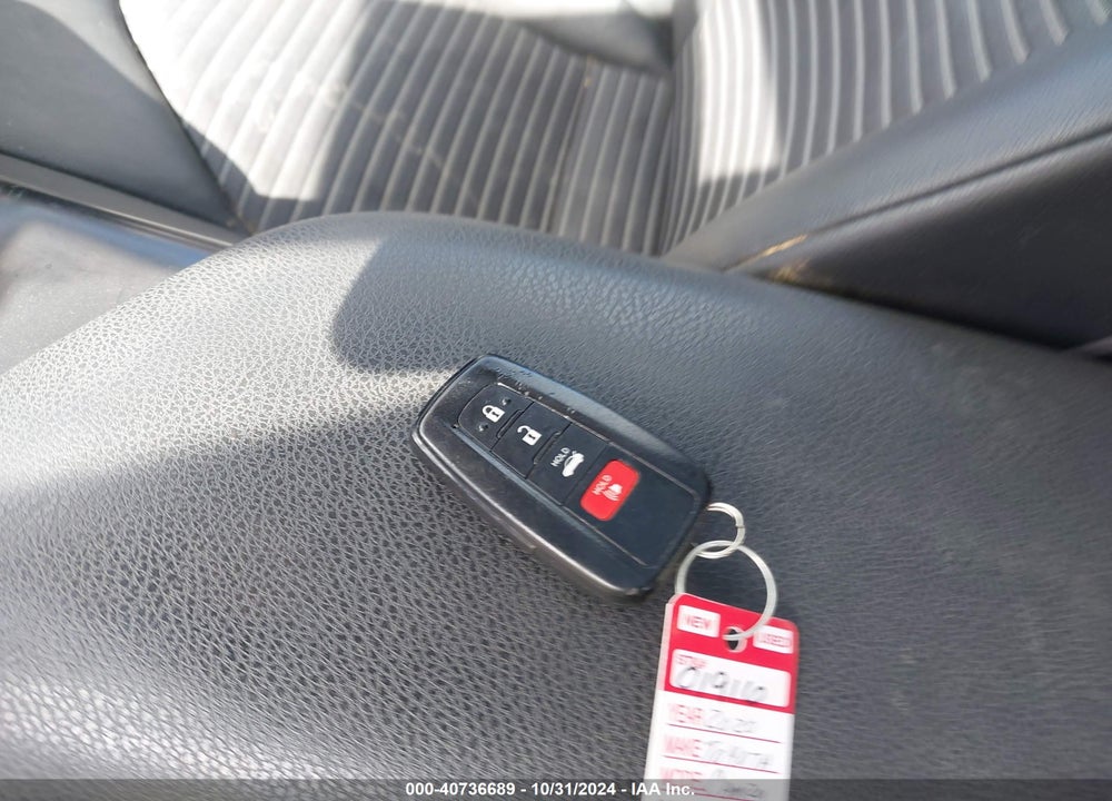2020 TOYOTA CAMRY SE VIN: 4T1J11AK6LU891993
